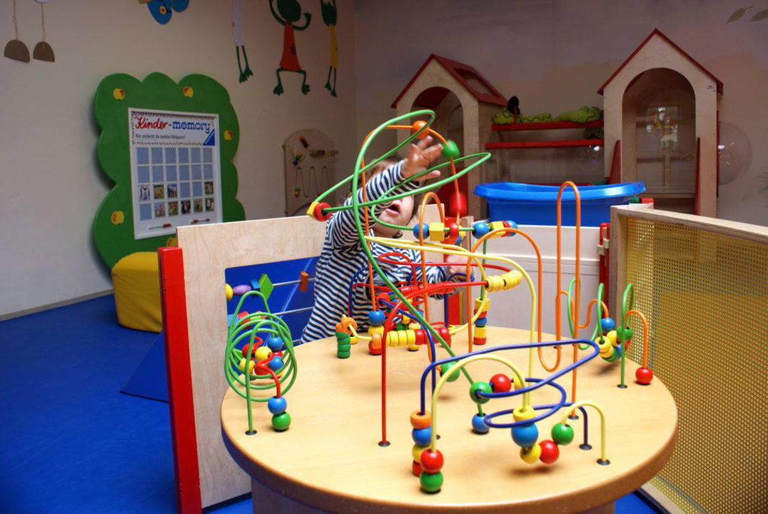 Kleinkinder-Indoor betreutes Spielparadies Alpenrose - Familux Resort