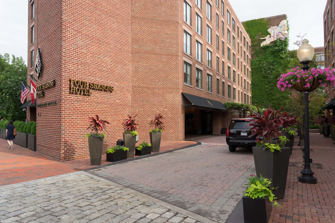 Außenansicht Hotel Four Seasons