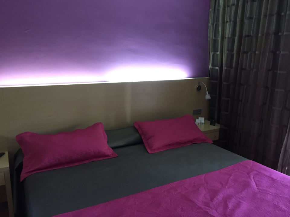 Schlafzimmer  R2 Bahía Playa Design Hotel & Spa - Adults Only