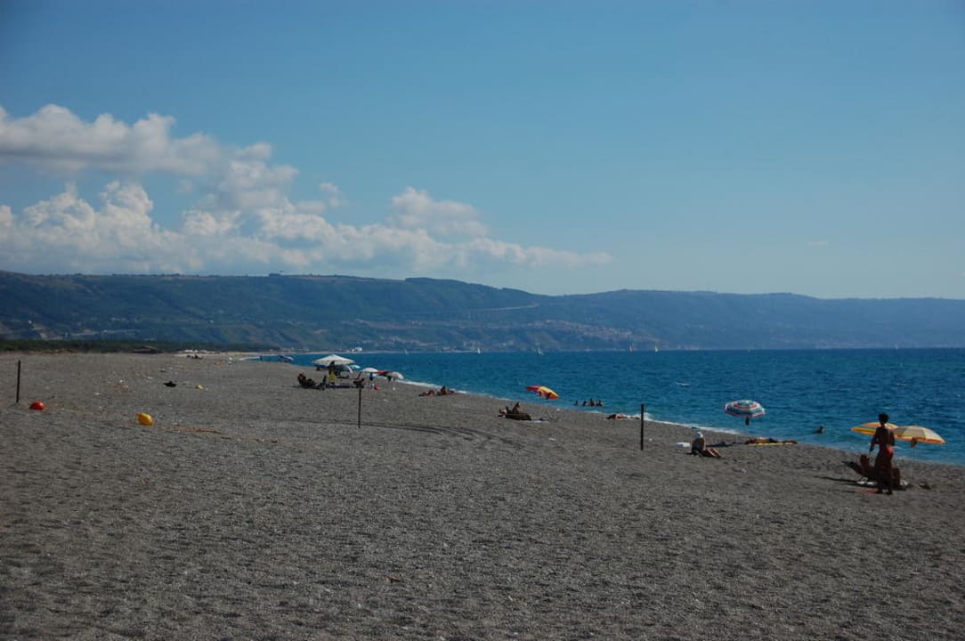 Widok z plaży Falkensteiner Club Funimation Garden Calabria