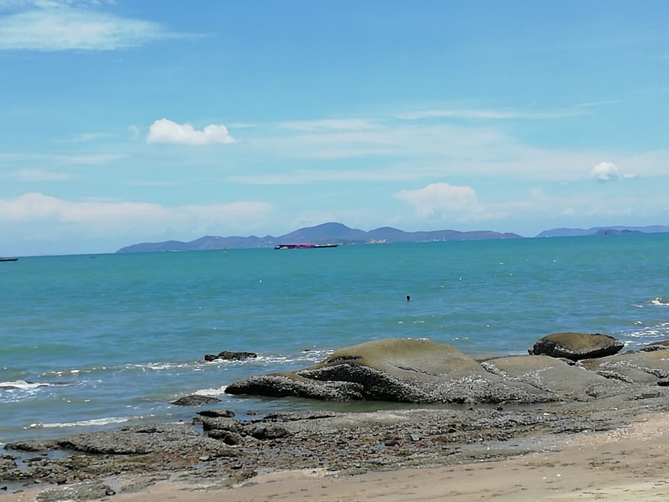 Strand Woodlands Hotel & Resort