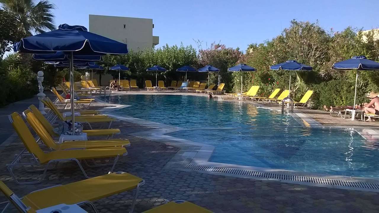 Basen Armonia Beach Hotel