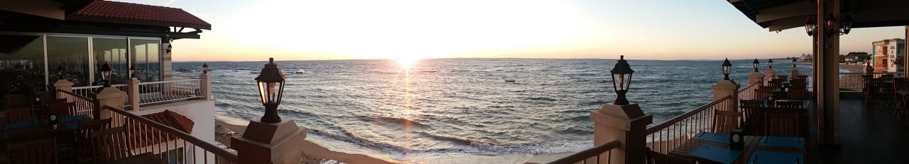 Ausblick aus der Restaurantterasse beim Früstück! Salamis Bay Conti Resort Hotel & Casino