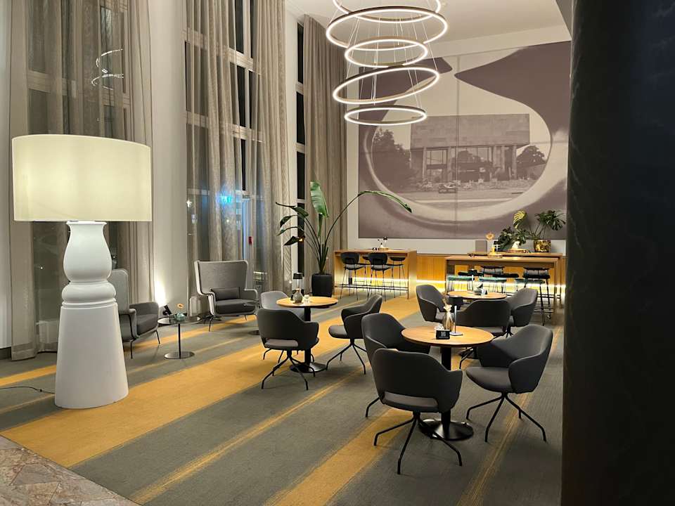 Lobby Steigenberger Hotel Bielefelder Hof