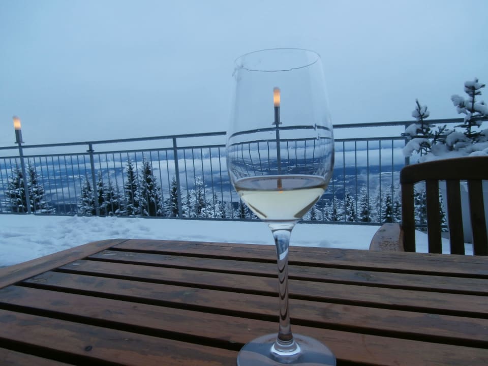 Terras bij hotel Sonnenhotel Zaubek