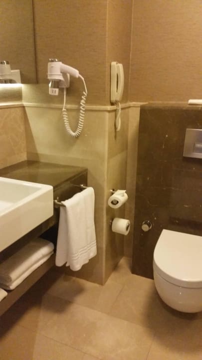 Bad Hotel Grand Side