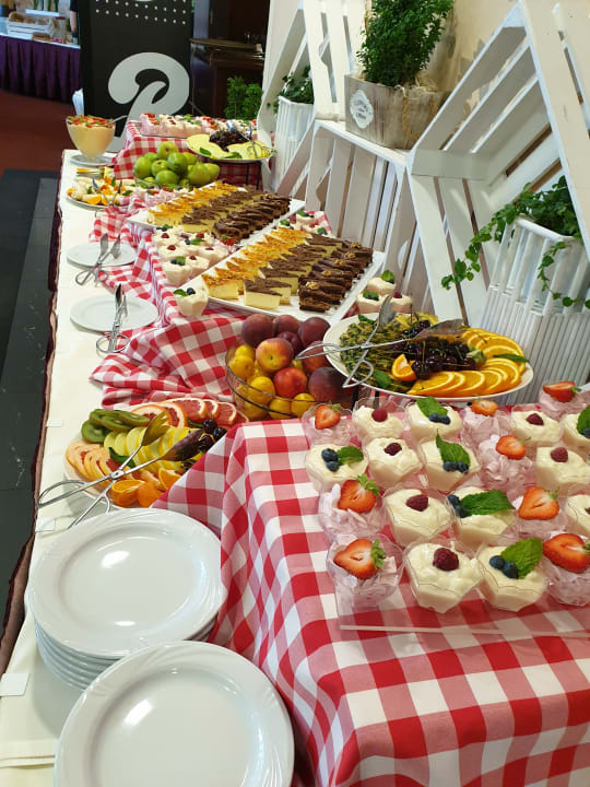 Gastro Hotel Aurora Family & SPA