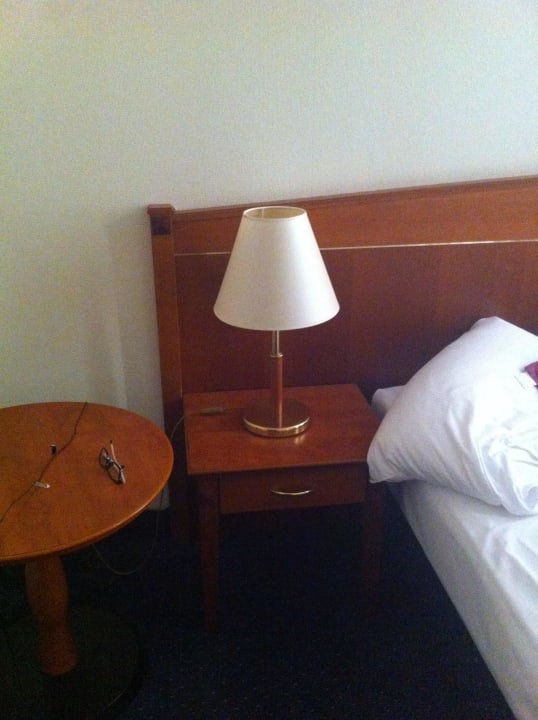 Nur Nachttischlampen Wyndham Garden Berlin Mitte