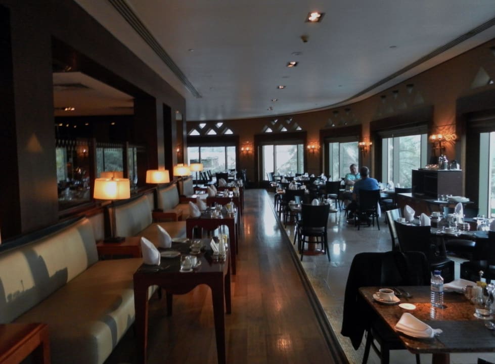 Restaurant Sheraton Hotel & Resort Abu Dhabi