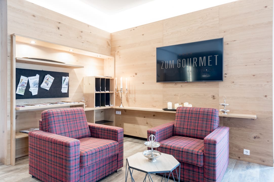 Lobby Hotel Zum Gourmet