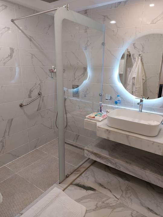 Zimmer Sirena Beach Resort & Spa