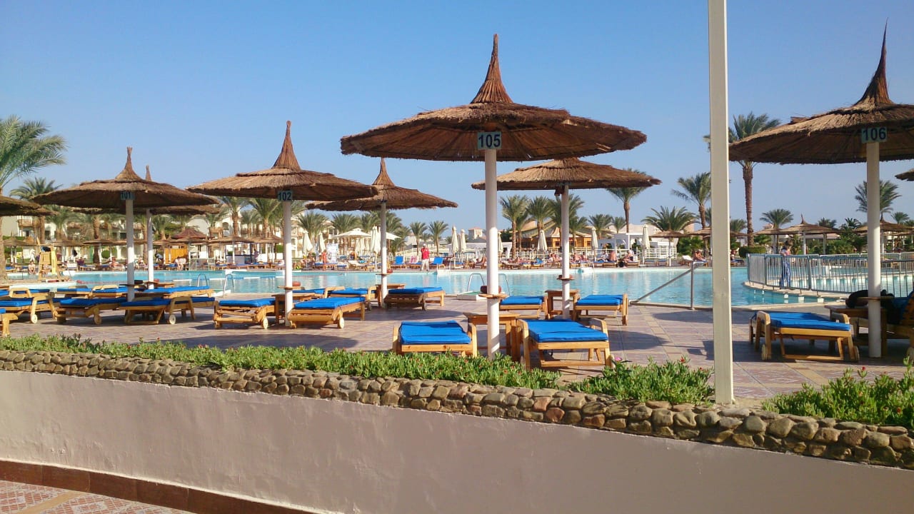 Kaltwasser Pool  Pickalbatros Dana Beach Resort - Hurghada