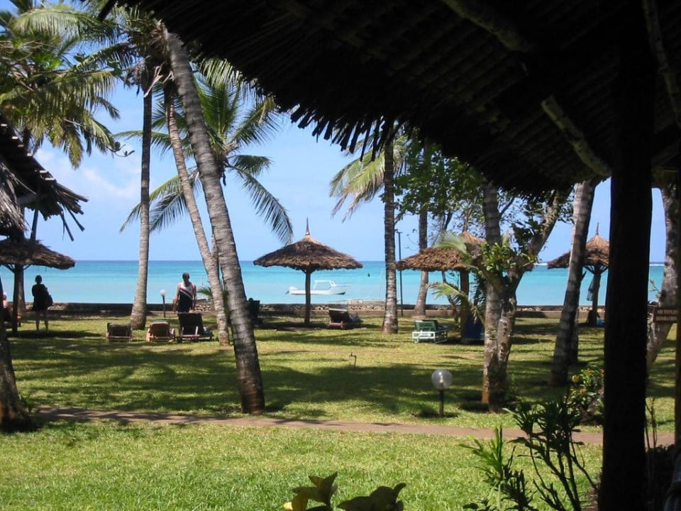 Liegewiese Neptune Paradise Beach Resort & Spa