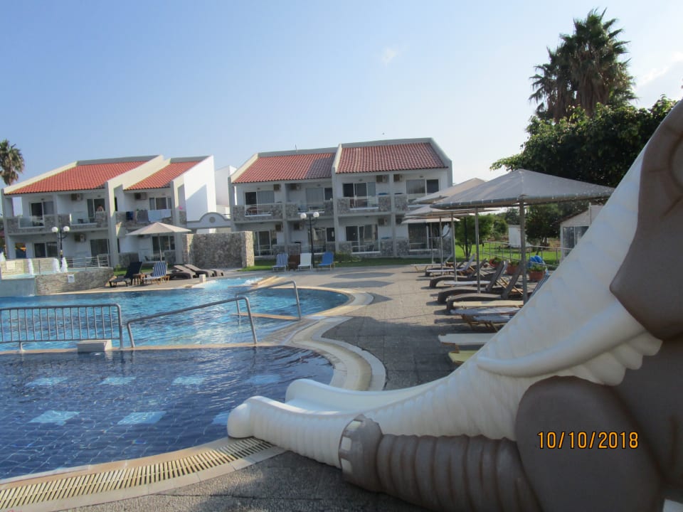 Pool Ilios K Village Resort