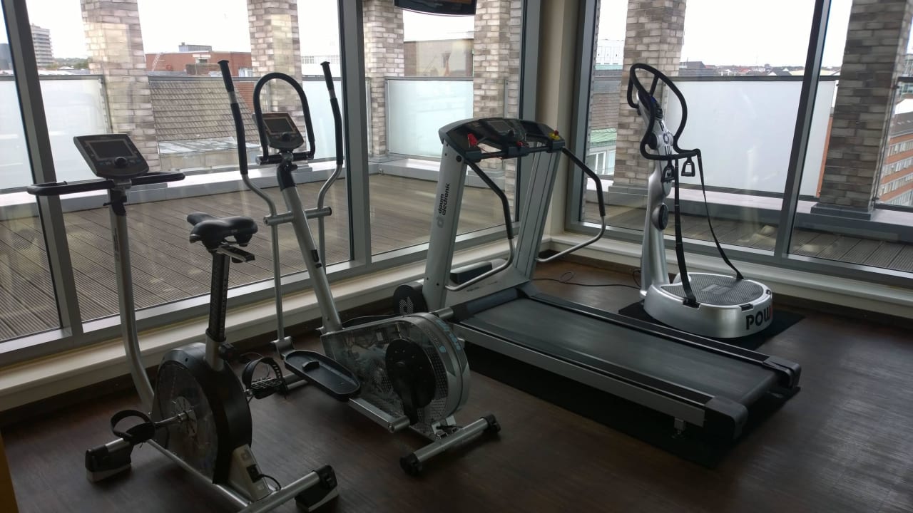Fitnessraum ATLANTIC Hotel Kiel