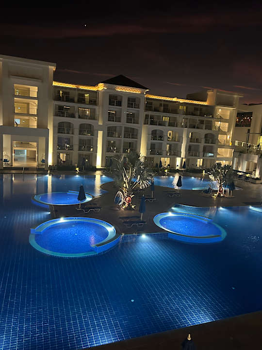 Pool Pickalbatros Blu Spa Resort