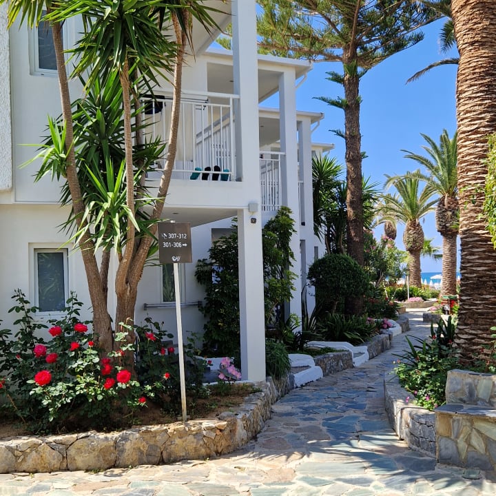 Außenansicht HARPIN Happy Days Beach Hotel