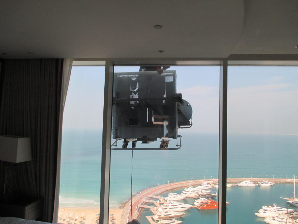 Fensterputzer Jumeirah Beach Hotel