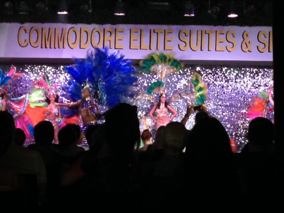 Abendliche Show Commodore Elite Suites & Spa - Adults only