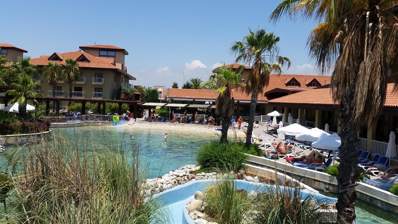 Pool Club Grand Aqua