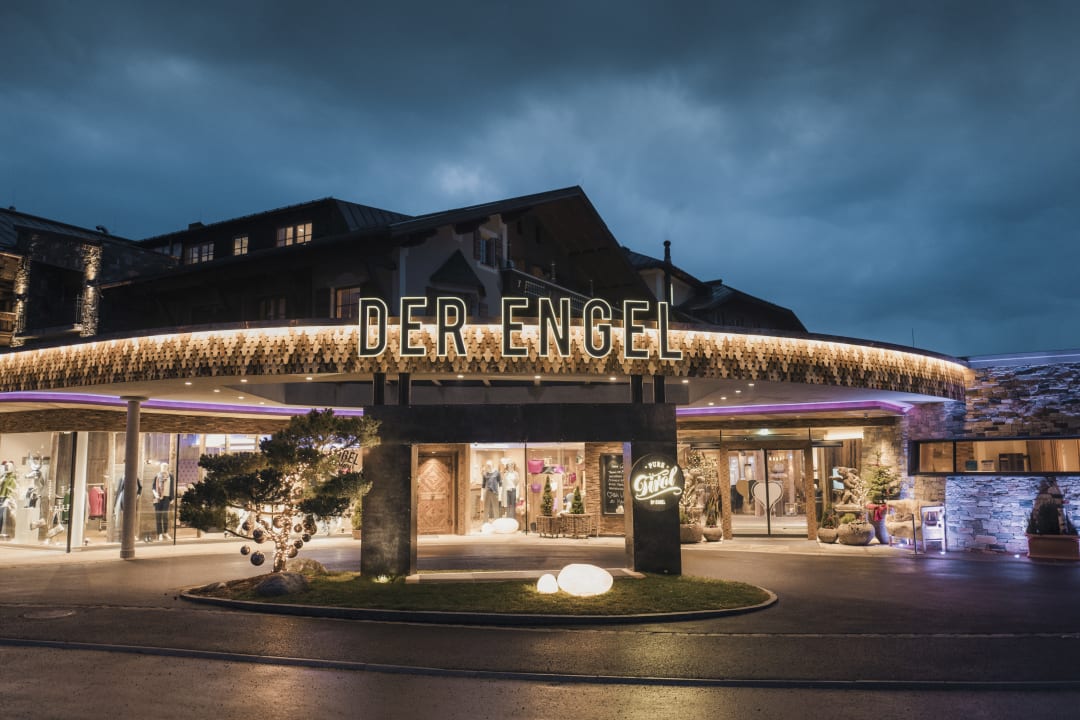 Außenansicht Wellnesshotel Engel