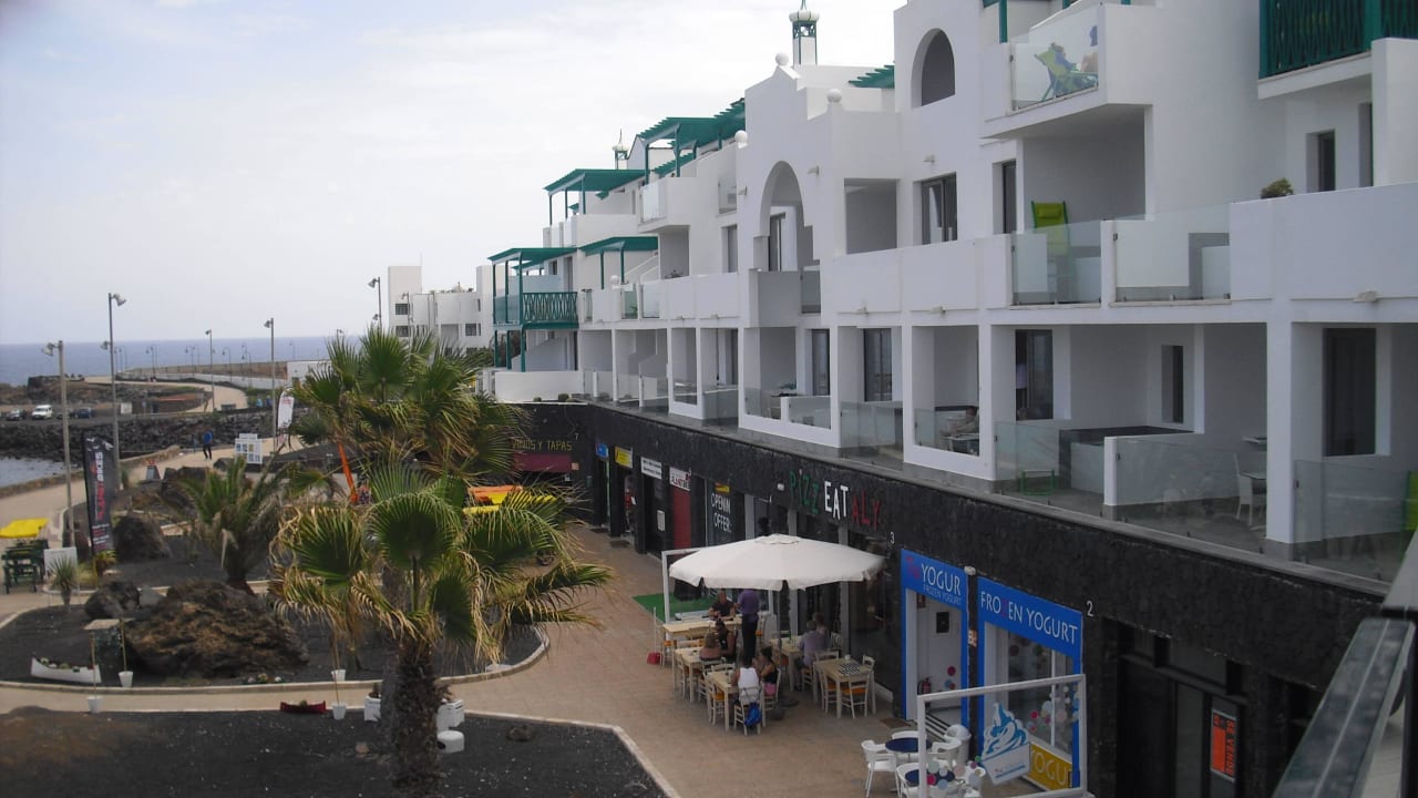 Hotel von der Promenade aus Barceló Teguise Beach - Adults only