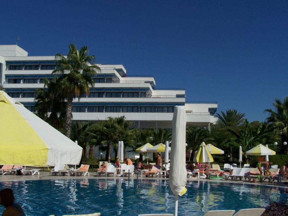 Hotelgebäude Sunrise Resort Hotel