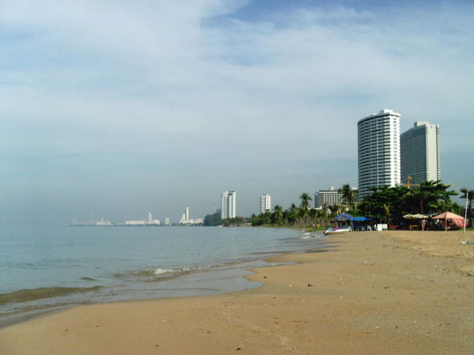 Strand Botany Beach Resort