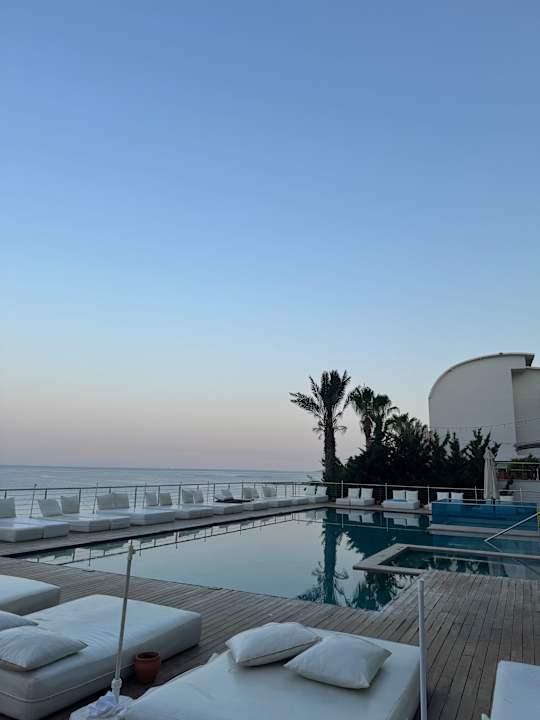 Pool Yalihan Una