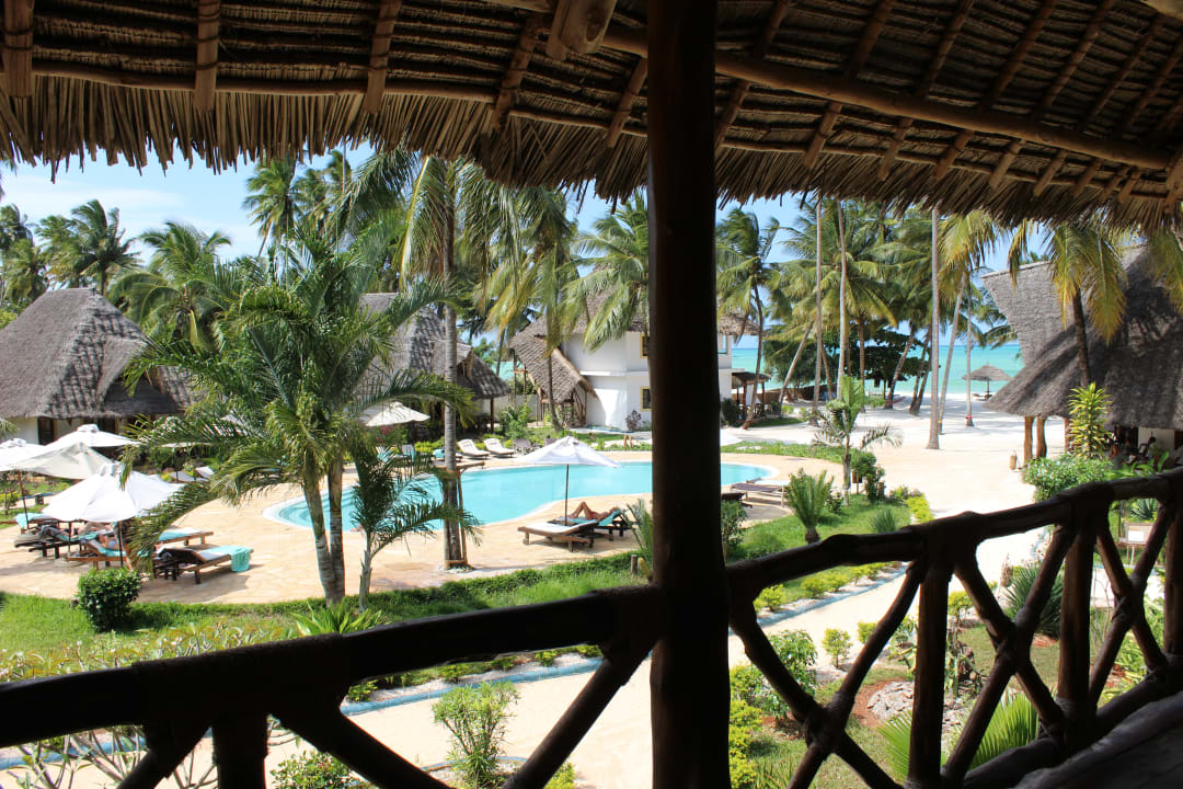 Pool Pongwe Bay Resort