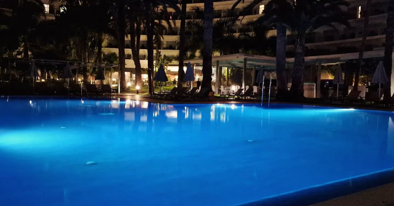 Pool Hotel Riu Palace Palmeras