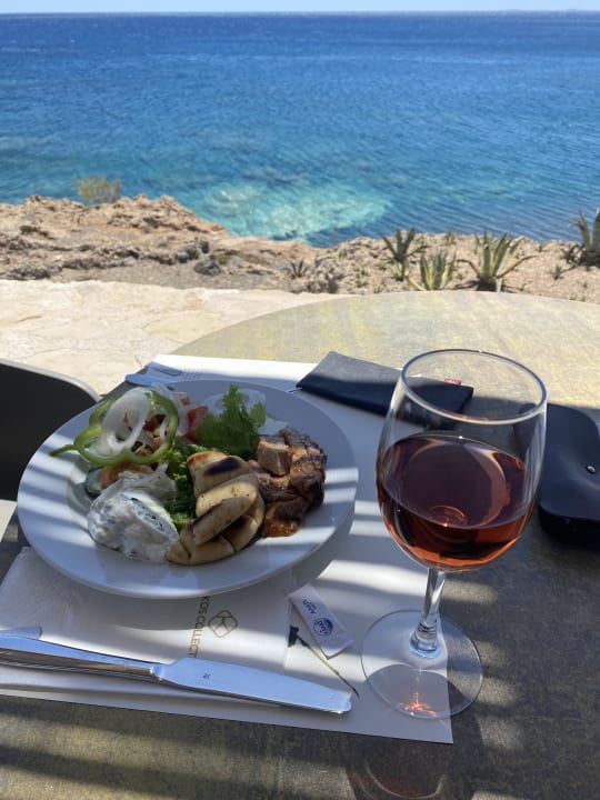 Gastro Kakkos Beach Hotel