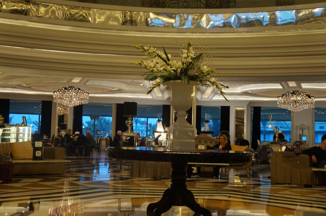 Вход Hotel Delphin Imperial