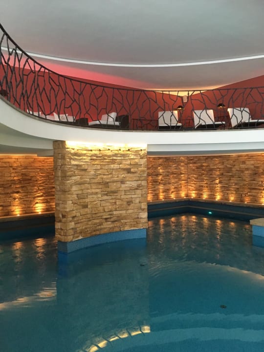 Pool Treschers Schwarzwald Hotel