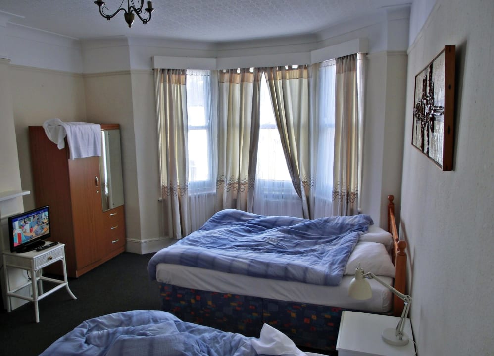 Lichtdurchflutetes Zimmer N° 6 Charlotte Guest House