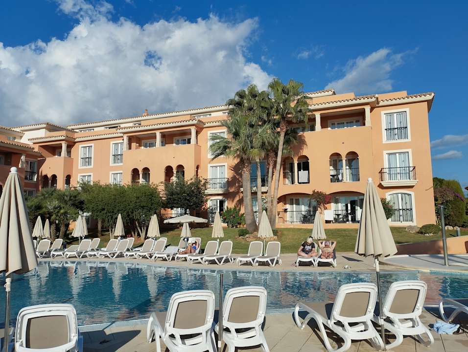 Außenansicht Grupotel Macarella Suites and Spa