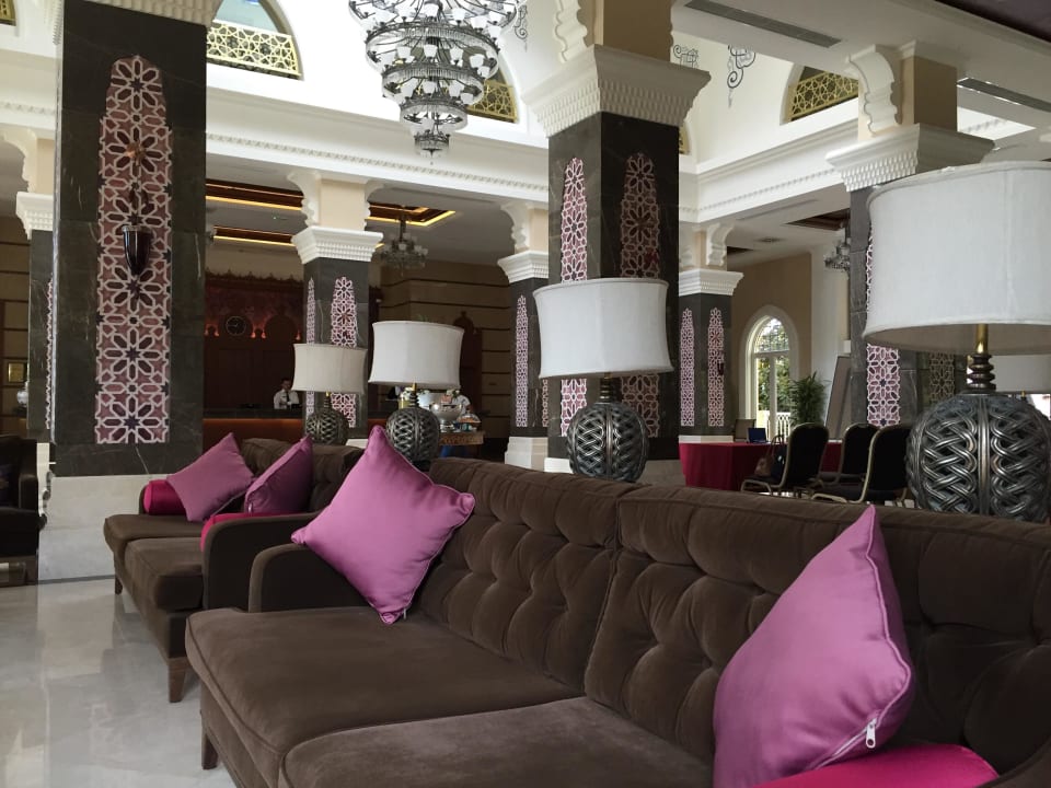 Sehr geschmackvoll eingerichtete Lobby Güral Premier Tekirova