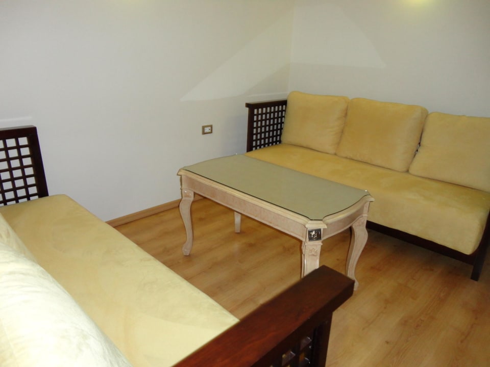 Kanapy ze stolikiem Atrium Prestige Thalasso Spa Resort & Villas