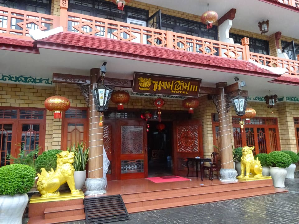 Eingang Hotel Serene Thanh Binh III