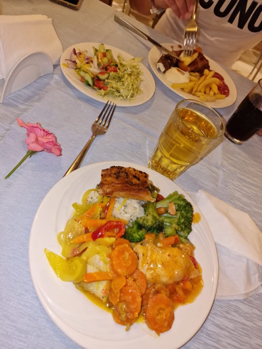 Gastro Sunis Evren Beach Resort Hotel & Spa