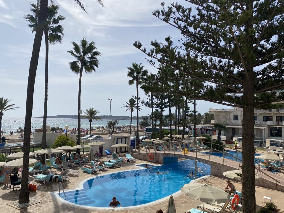 Pool CM Playa del Moro