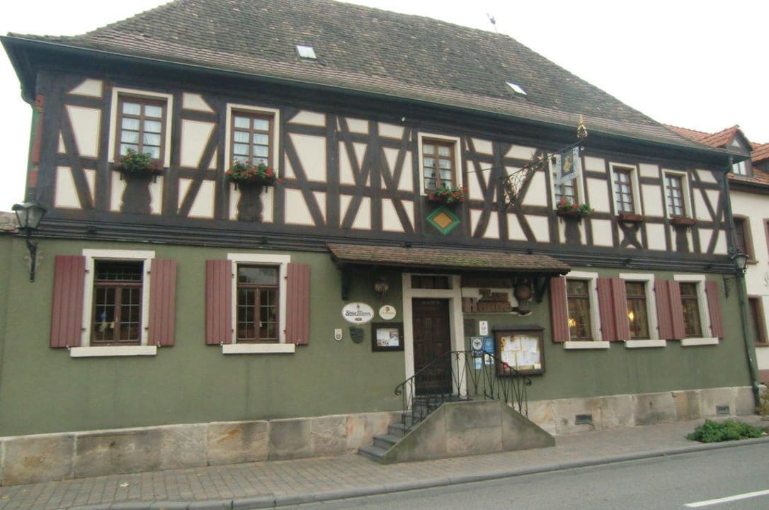 Blick von der Straßenseite Hotel Zur Kanne