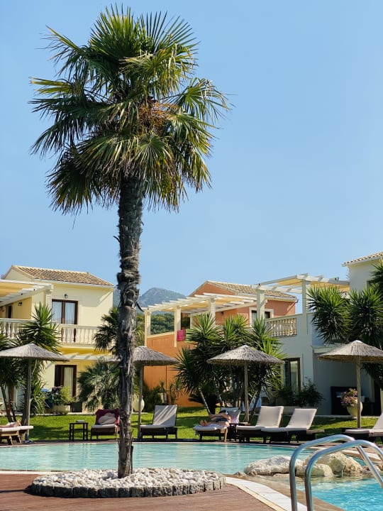 Gartenanlage Almyros Villas Resort