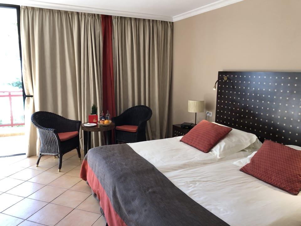 Zimmer Seaside Hotel Sandy Beach