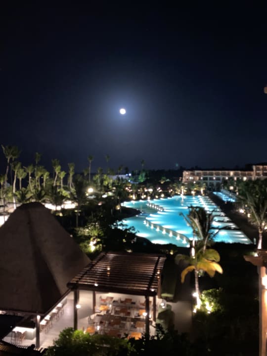 Pool Lopesan Costa Bávaro Resort, Spa & Casino