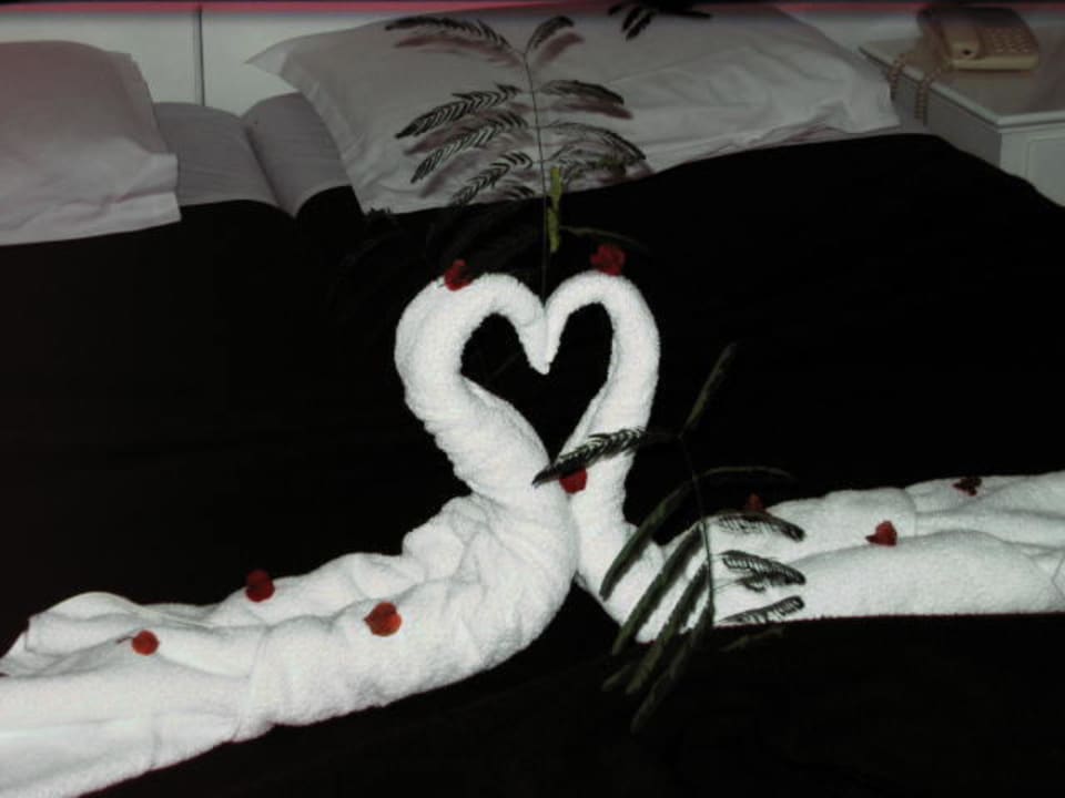 Schön dekorierte Betten Royal Karthago Djerba