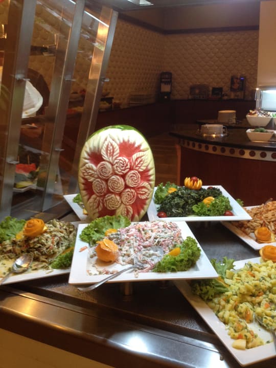 Salate Hotel Grand Side
