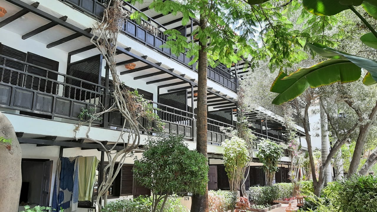 Außenansicht Hotel Parque Tropical