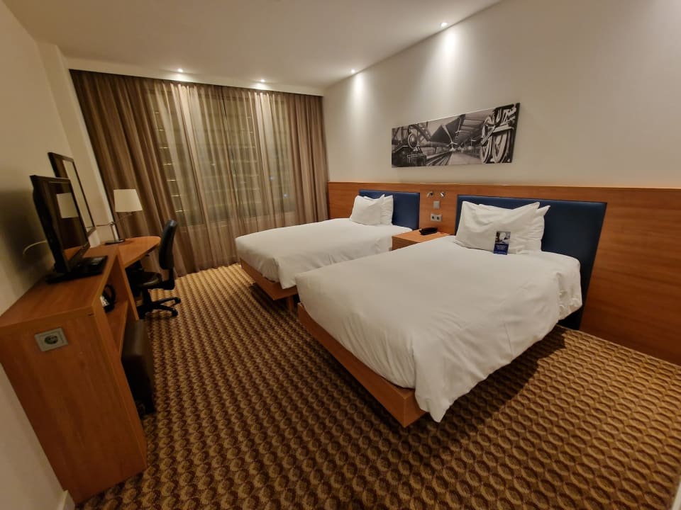 Zimmer Hampton by Hilton Amsterdam / Arena Boulevard