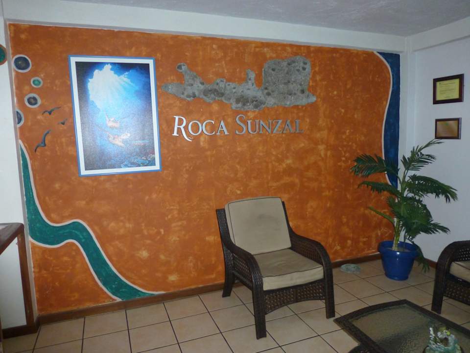 Wartebereich neben der Rezeption Roca Sunzal Resort